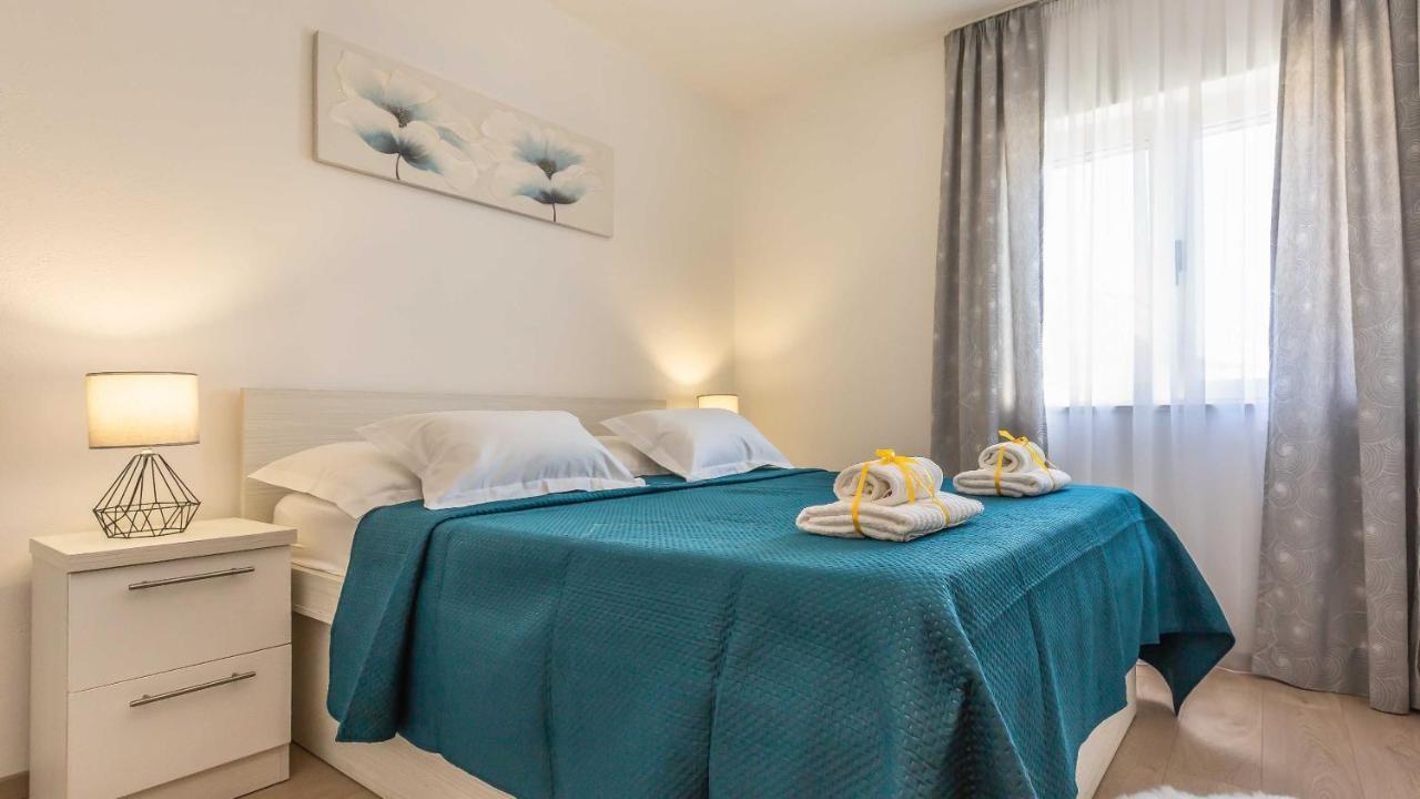 Apartments Lana Makarska Luaran gambar